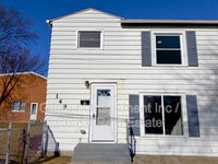 Building Photo - 149 Hayes Ave