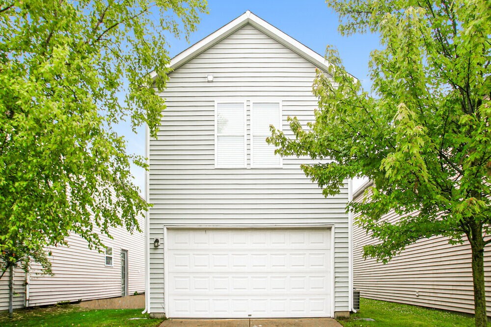 Building Photo - 15442 Gallow Ln