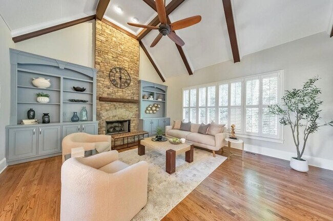 Building Photo - 11180 W Rd