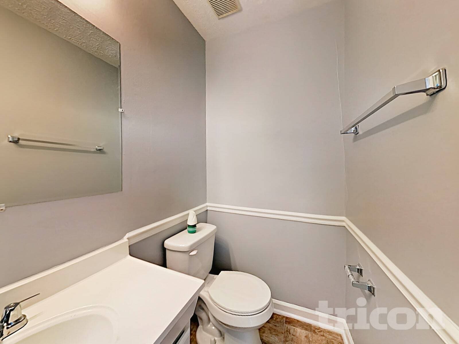 Building Photo - 5171 Salem Dr