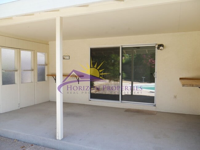 Building Photo - 6319 St James Dr