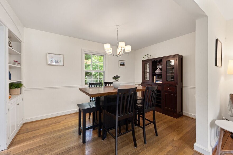 Building Photo - 3812 47th St NW