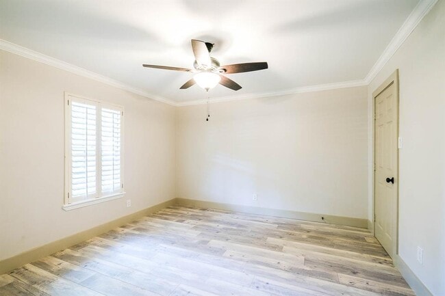 Building Photo - 5347 Paisley Ln