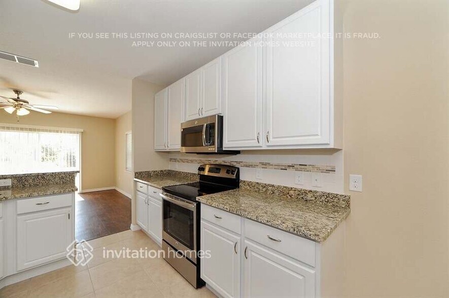 Building Photo - 2071 Kabat Ave