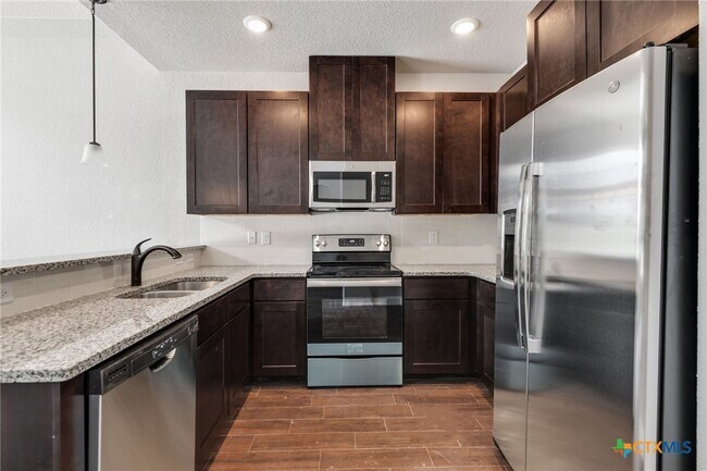 Building Photo - 350 Indian Canyon