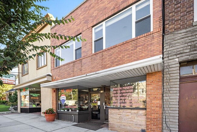 Building Photo - 1249 Paterson Plank Rd