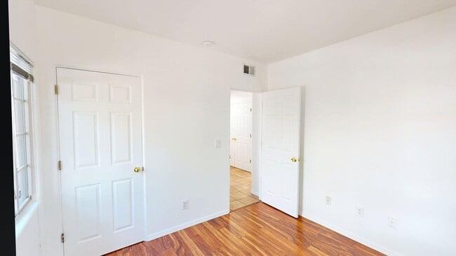 Building Photo - 4255 Juniper Hill Ln