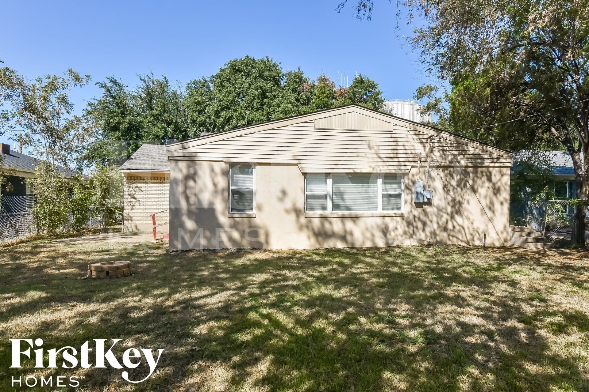 Building Photo - 2502 Costa Mesa Dr