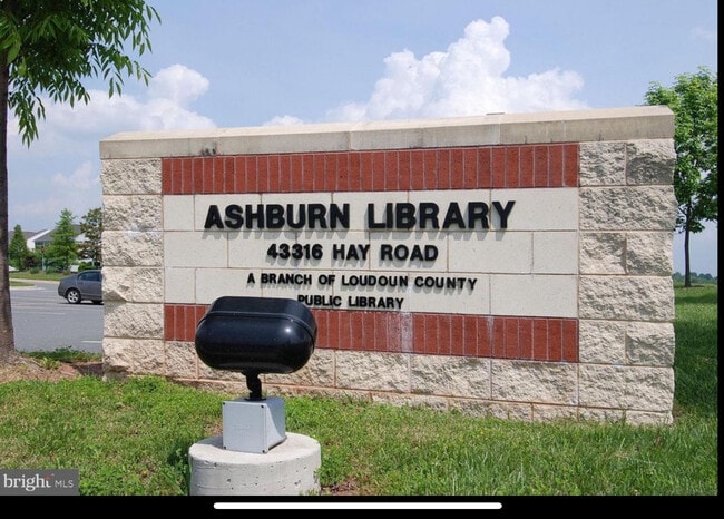 Building Photo - 21111 Deep Furrow Ct