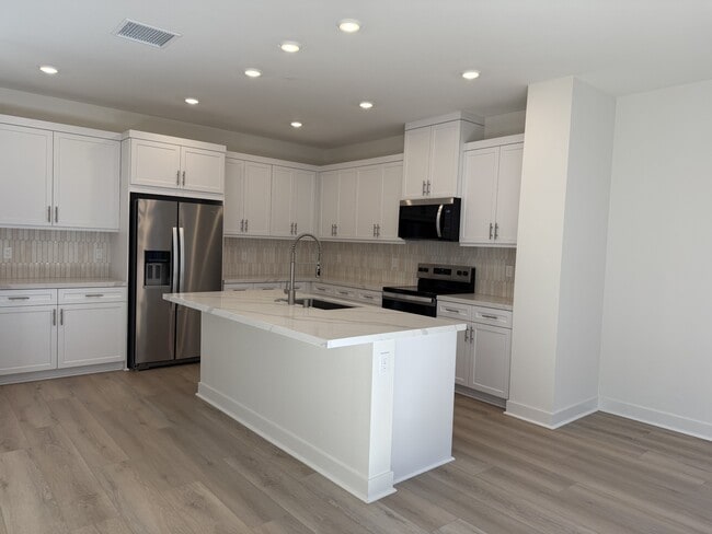 Building Photo - 3518 Indigo Privado