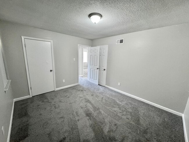 Building Photo - 5378 Beaverton Cove