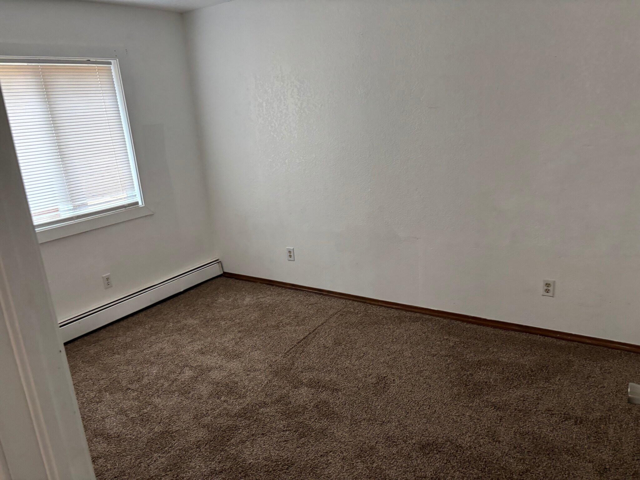 Building Photo - 3033 Pinnacle Dr