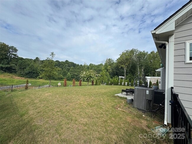 Building Photo - 23109 Maple Branch Dr