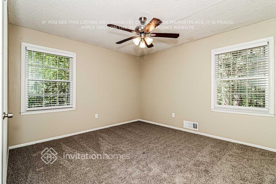 Building Photo - 2481 W Bridge Pl