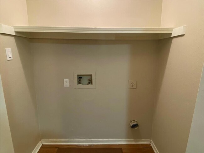 Building Photo - 3047 Olympia Drive