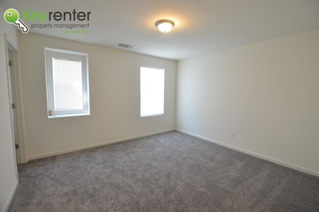 Building Photo - 3055 Island Creek Way