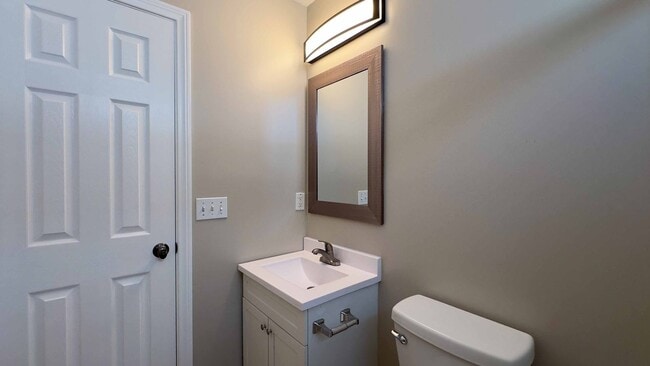 Building Photo - Spacious 1 Bdrm Guesthouse In the Heart Of Pacific Beach