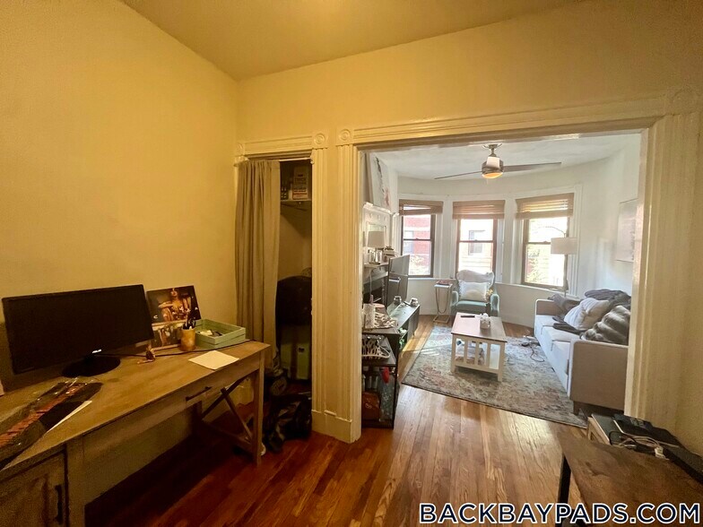 Building Photo - 49 St Germain St