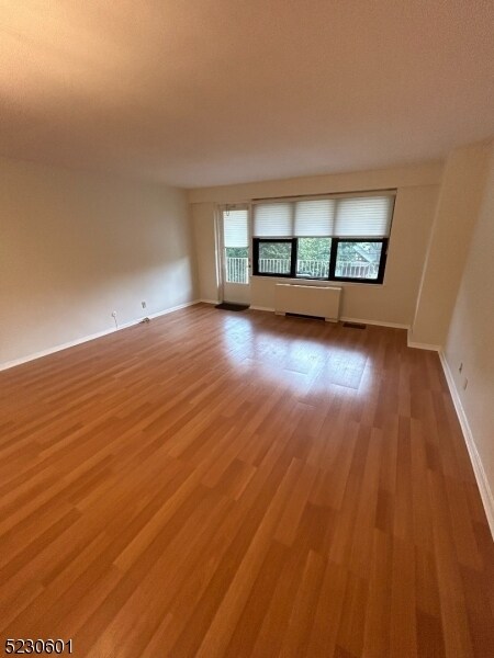 Building Photo - 285 Aycrigg Ave