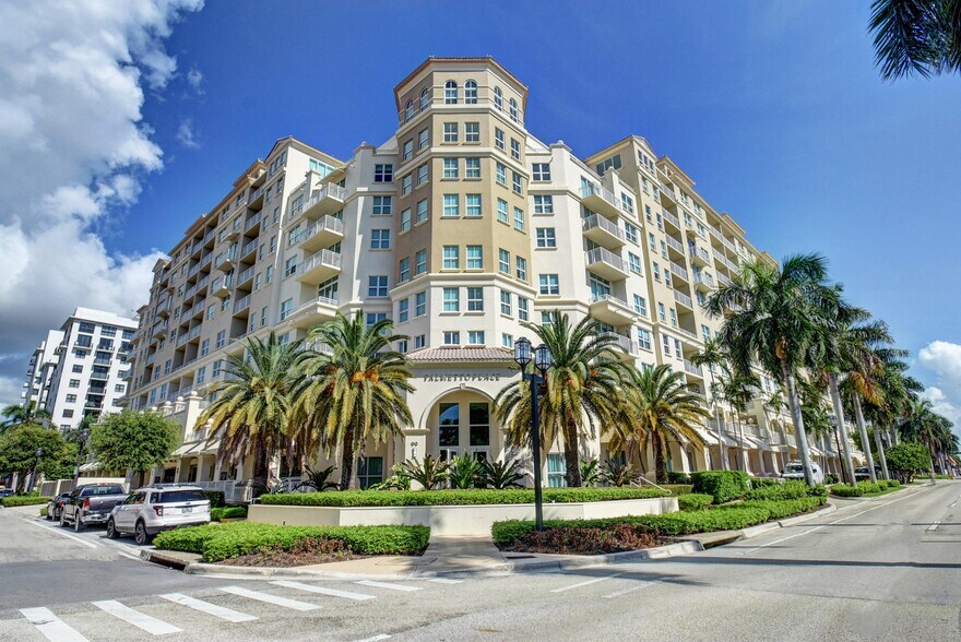 Primary Photo - 99 SE Mizner Blvd