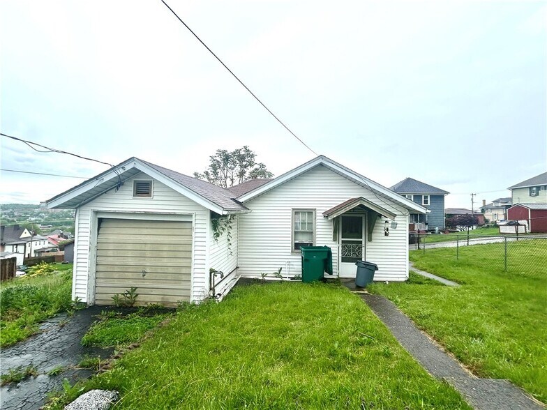 Primary Photo - 9 Jacob St