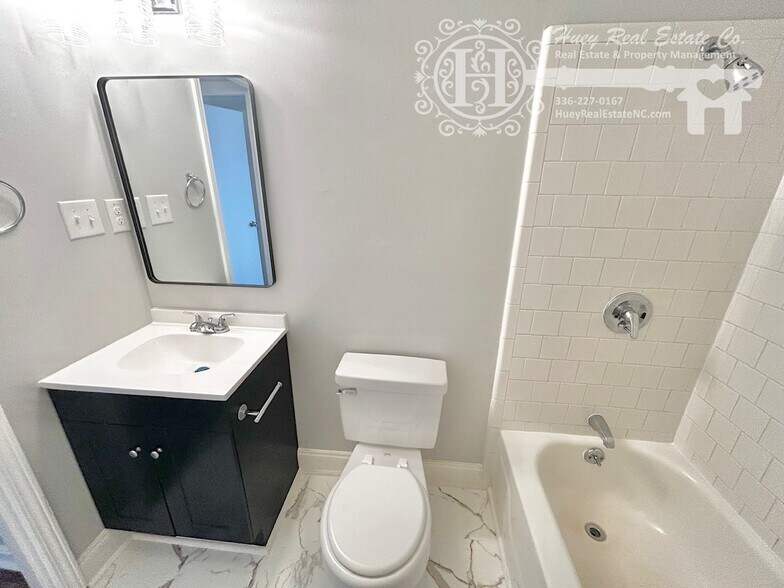 Building Photo - 201 E Gilbreath St