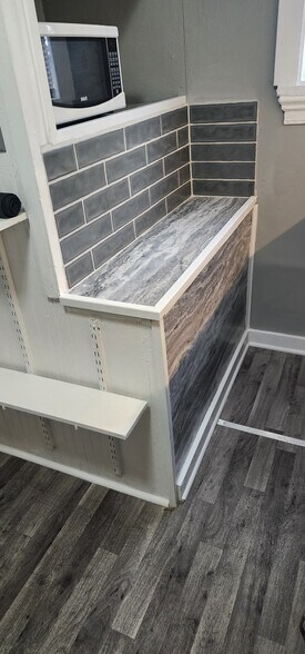 Building Photo - 1416 Auburn St