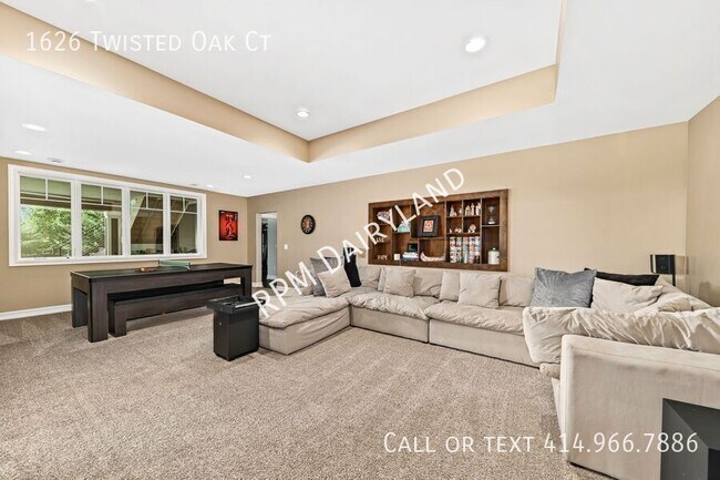 Building Photo - 1626 Twisted Oak Ct