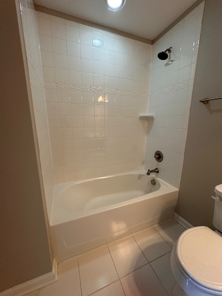 Building Photo - 5612 Selkirkshire Rd