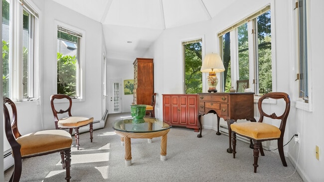 Building Photo - 106 Spoonwood Rd