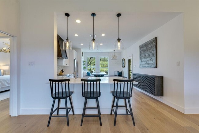 Building Photo - 24236 Spur Trail