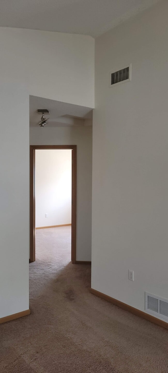 Building Photo - 8705 Glasgow Ln