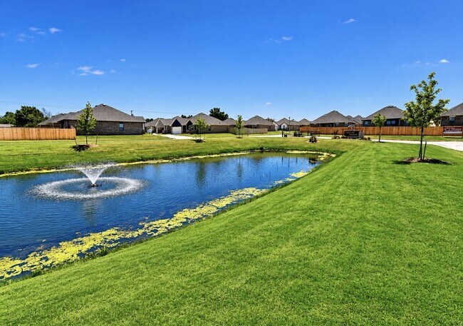 Building Photo - 6801 Labelle Dr