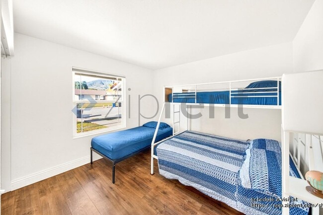 Building Photo - 1745 Buckeye St