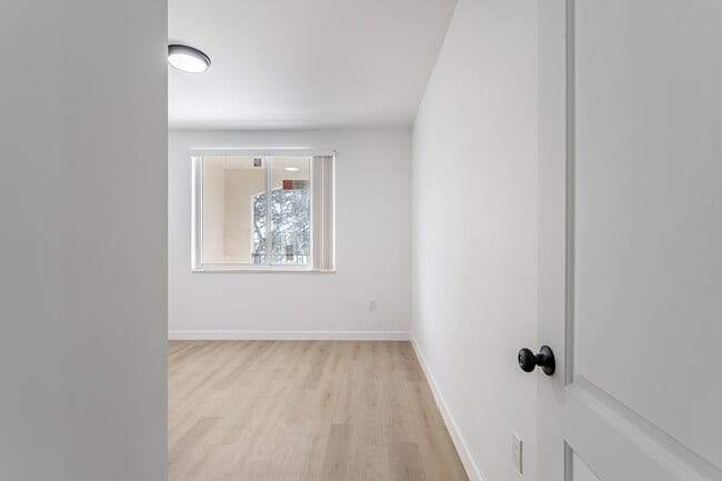 Building Photo - Najibe Gardens Phase II