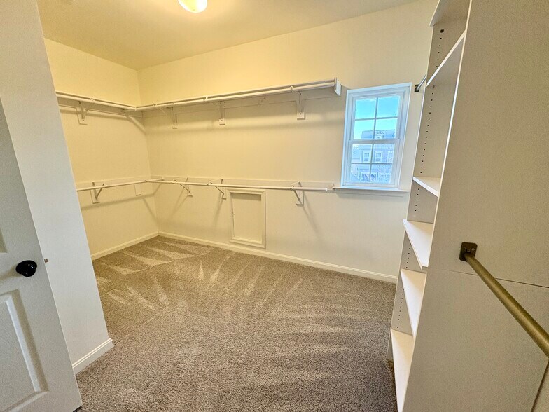 Building Photo - 154 Boxelder Dr