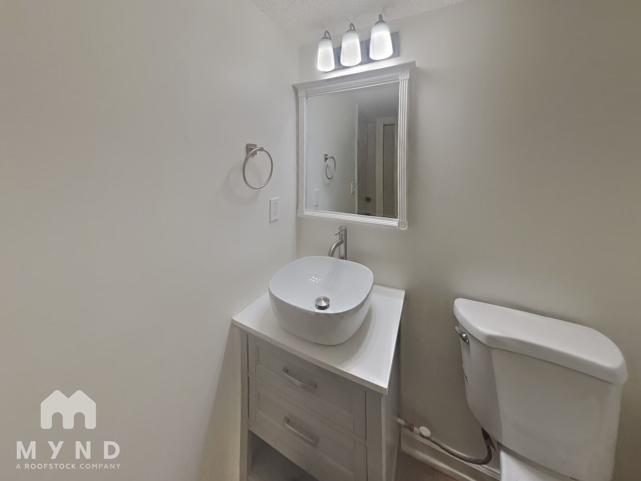 Building Photo - 3221 River Mist Cove