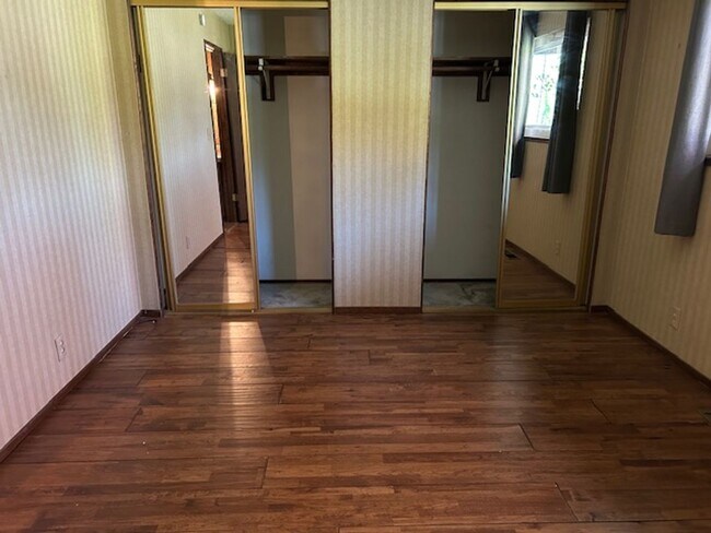 Building Photo - Charming 3bed/2.5Bath  Bennett Valley Home...
