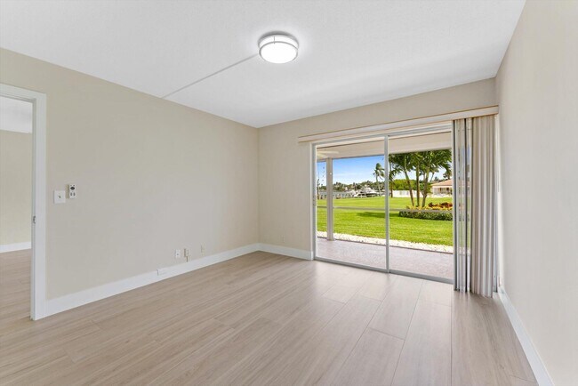 Building Photo - 478 Tequesta Dr