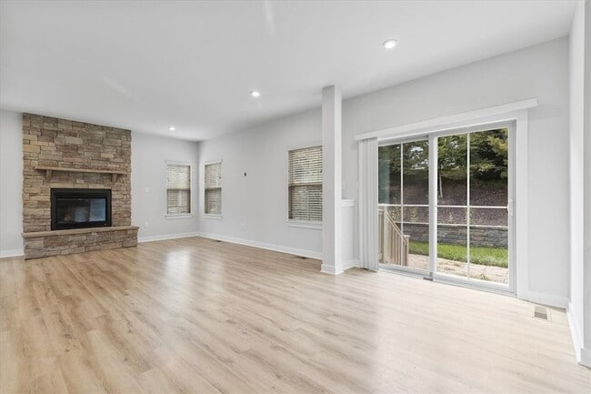 Building Photo - 118 Hamilton Dr