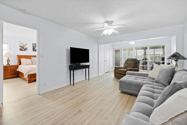 Building Photo - 1031 Citrus Way