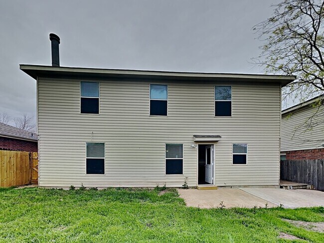 Building Photo - 4059 Hunters Creek Dr