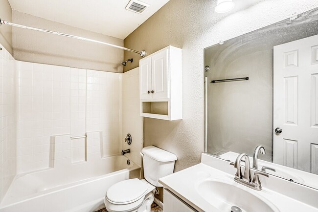 Building Photo - 3502 Wheatmeadow Ln