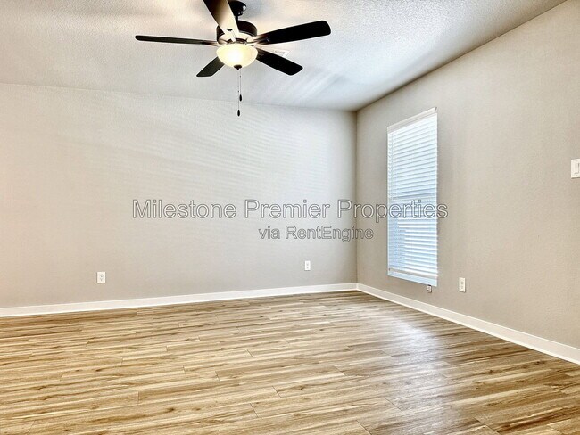 Building Photo - 2384 Miller St