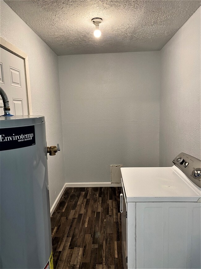 Building Photo - 508 Hickory St