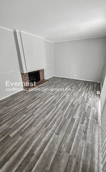 Building Photo - 2380 Grassland Dr