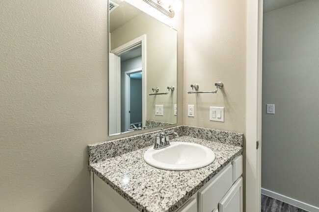 Building Photo - "Charming 3-Bed, 2-Bath Haven with 1,615 Sq Ft in Lubbock's Cozy Kirksey Avenue!" Half off first ...