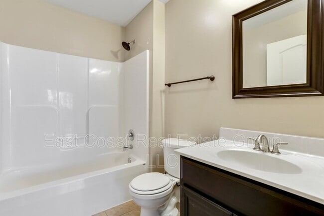 Building Photo - 38 Envy Ct