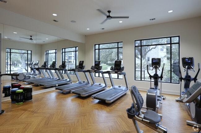 Fitness Center - Preserve at Rolling Oaks