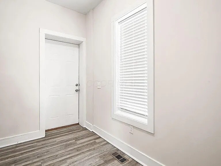 Building Photo - 1282 Cole St